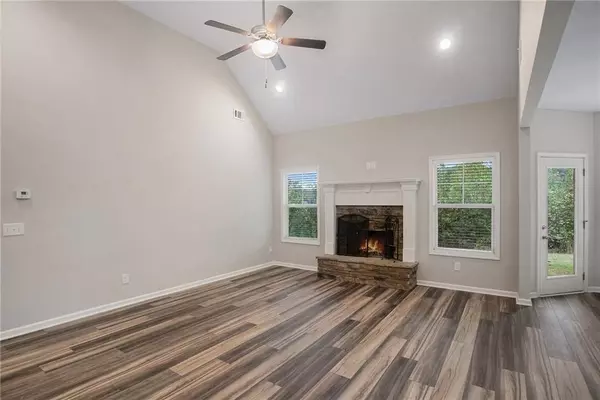 Commerce, GA 30529,144 Chestnut TRL