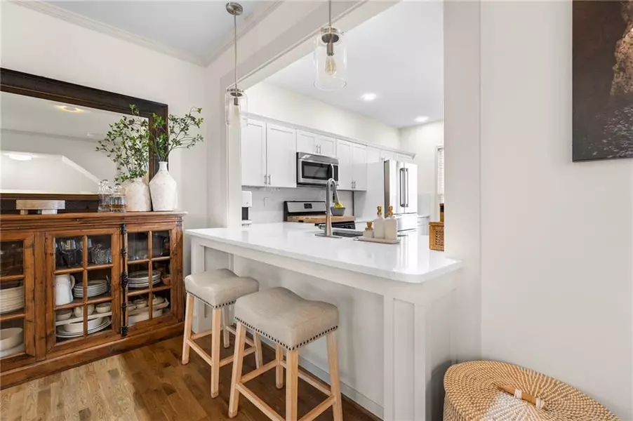 3373 Lathenview CT, Alpharetta, GA 30004