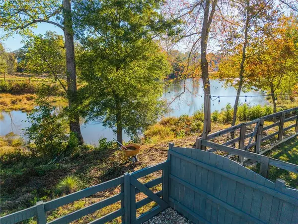 Flowery Branch, GA 30542,5761 Screech Owl DR