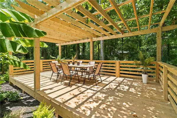 Atlanta, GA 30345,2454 Caladium DR NE