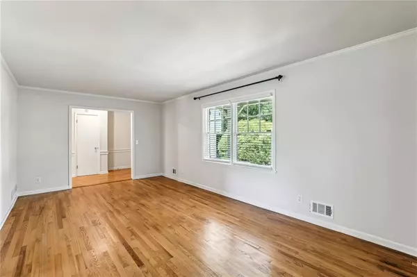Roswell, GA 30075,190 THOMPSON PL