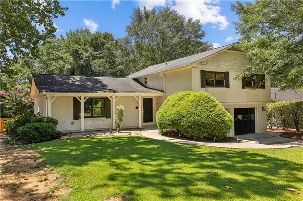 Roswell, GA 30075,190 THOMPSON PL
