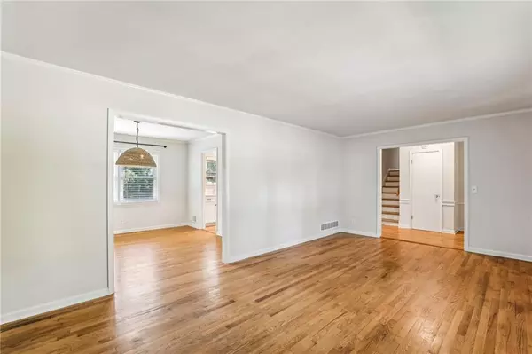 Roswell, GA 30075,190 THOMPSON PL