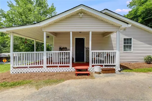 Tallapoosa, GA 30176,117 White ST