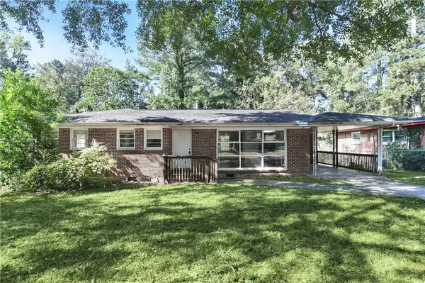 3243 Pinehill DR, Decatur, GA 30032