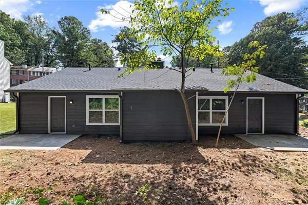 Marietta, GA 30060,174 Timber Creek #176 LN SW