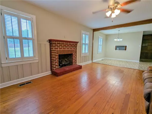 Flowery Branch, GA 30542,6086 Lights Ferry RD