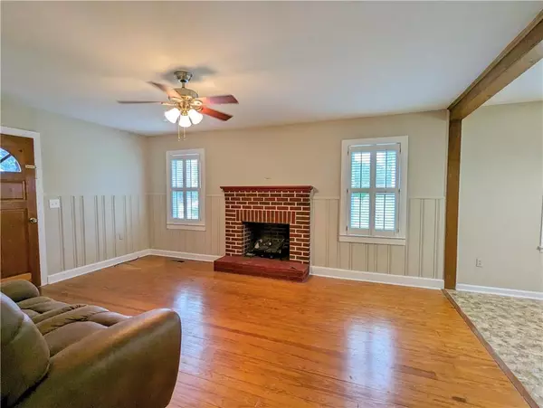 Flowery Branch, GA 30542,6086 Lights Ferry RD