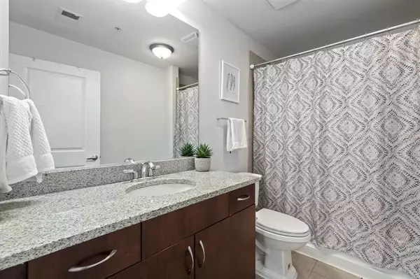 Atlanta, GA 30308,860 Peachtree ST NE #2613
