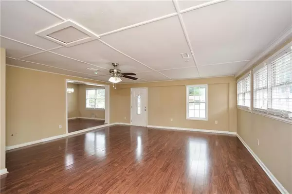 Austell, GA 30106,2331 Weslan DR
