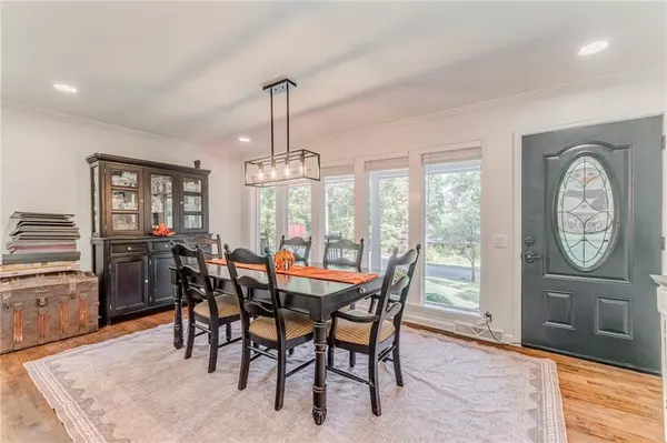 Calhoun, GA 30701,212 Sherwood DR