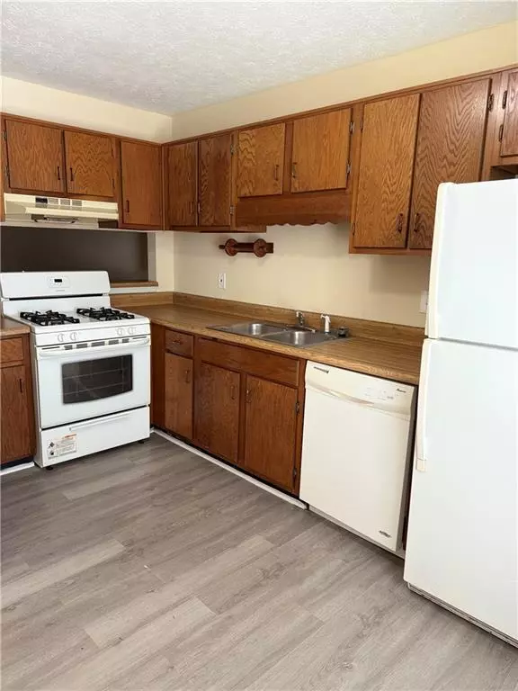 Marietta, GA 30008,1269 W BOOTH ROAD EXT SW