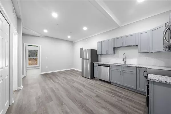 Sandy Springs, GA 30342,5399 Northland DR NE #204