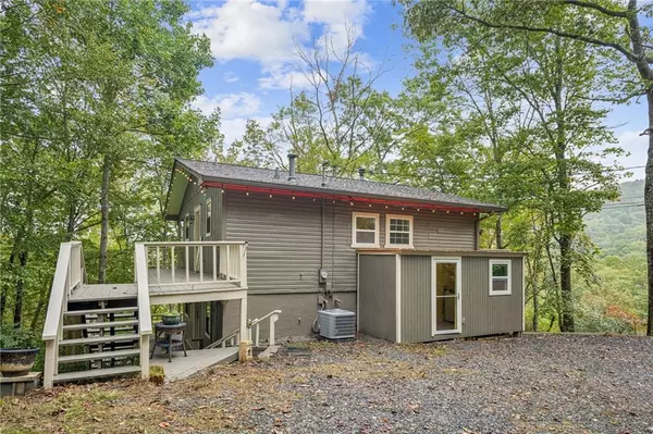 Hiawassee, GA 30546,4113 White Oak DR