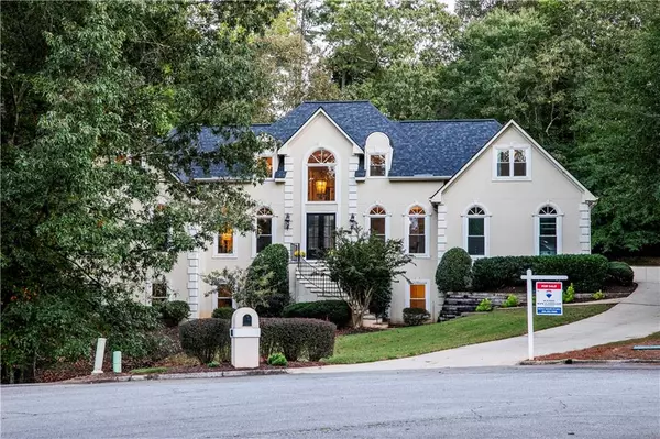5940 Plantation DR, Roswell, GA 30075