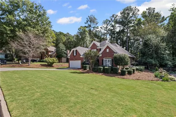 Roswell, GA 30075,850 Heathland CT