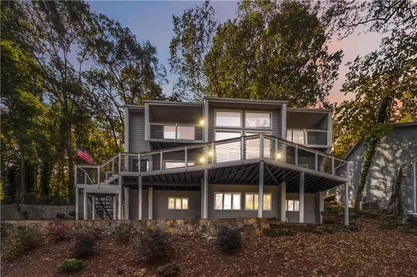 8515 Lake DR, Snellville, GA 30039