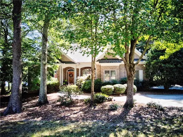 6224 Waters Edge DR, Covington, GA 30014