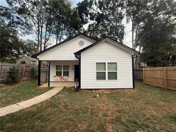 Atlanta, GA 30310,650 Holderness ST SW #B