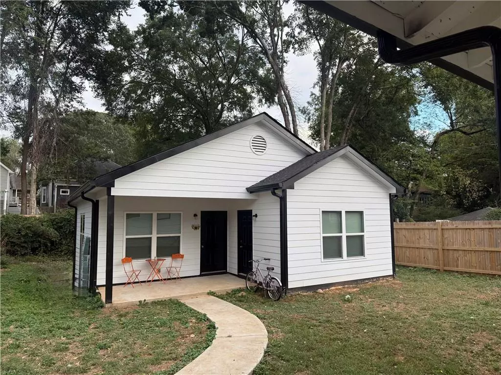 Atlanta, GA 30310,650 Holderness ST SW #B