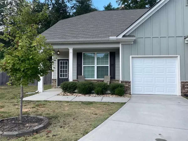 560 VANDENBURG DR, Villa Rica, GA 30180