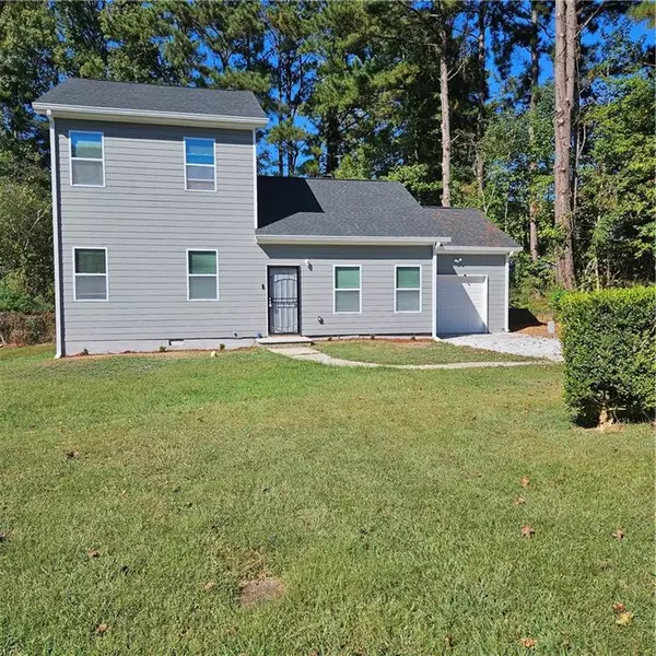 3374 Creekwood DR, Rex, GA 30273