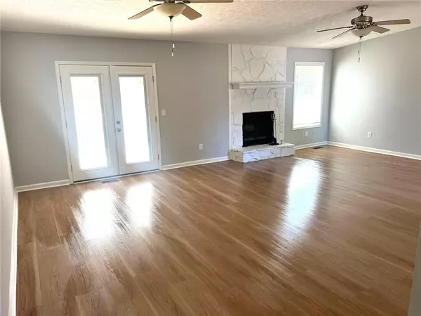 Fairburn, GA 30213,85 Edelweiss DR