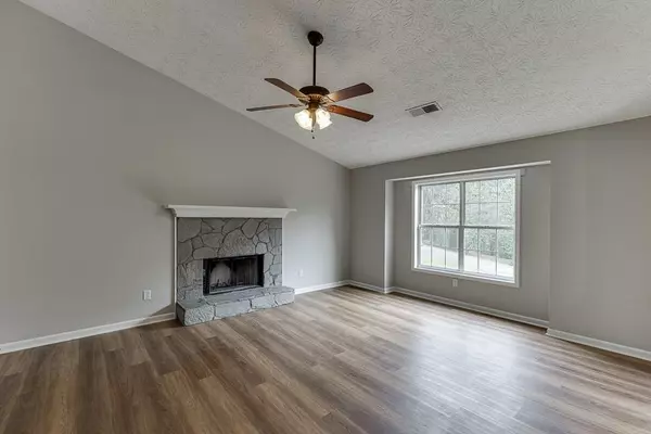 Flowery Branch, GA 30542,5311 Redfield WAY
