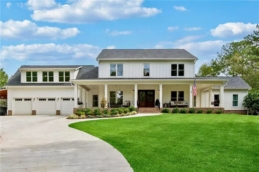 38 Mountain Ridge RD NE, White, GA 30184