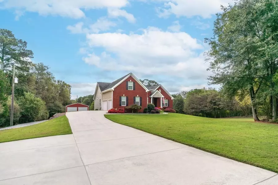 96 William Freeman RD, Hoschton, GA 30548