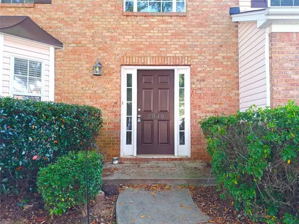 Suwanee, GA 30024,3940 Crescent Walk LN