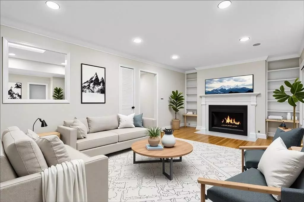 Sandy Springs, GA 30328,232 Peachtree Hollow CT