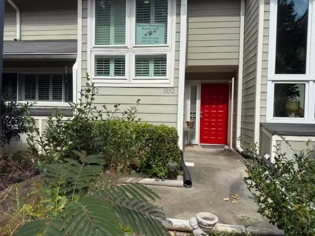 Atlanta, GA 30329,1932 Variations DR NE