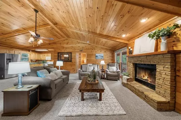 Cleveland, GA 30528,105 Oak View TRL