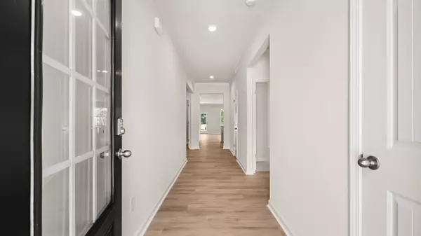 Dallas, GA 30132,125 Cyrilla WALK