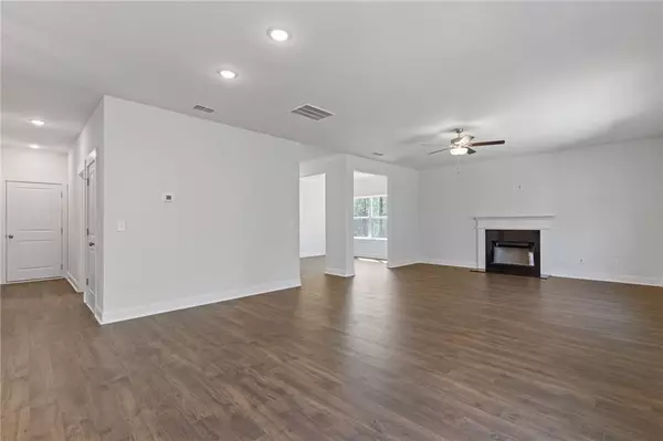 Dallas, GA 30132,457 Principal Meridian DR