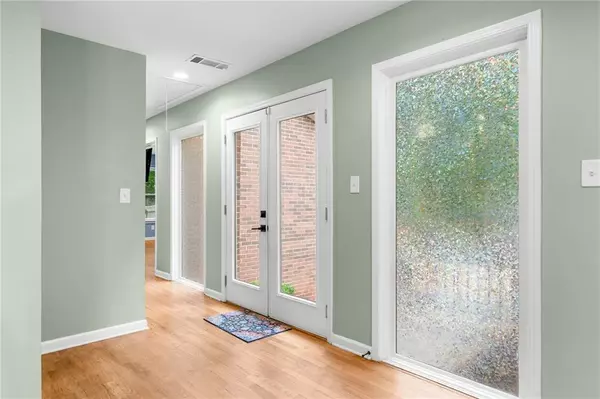 Marietta, GA 30064,3290 Custer Lake DR