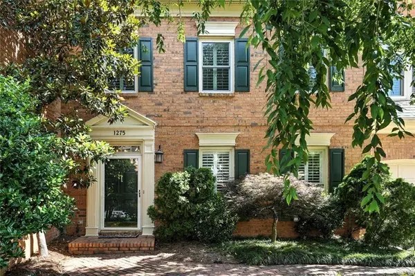 Dunwoody, GA 30338,1275 Fairfield E
