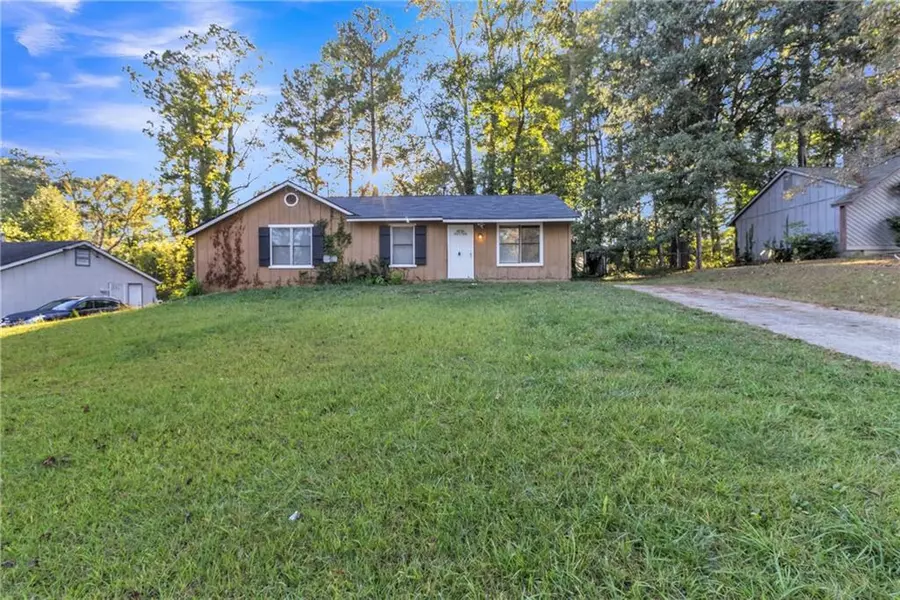 8883 Homewood DR, Riverdale, GA 30274