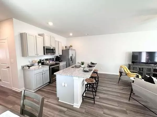 Adairsville, GA 30103,150 Village Green DR NW #26