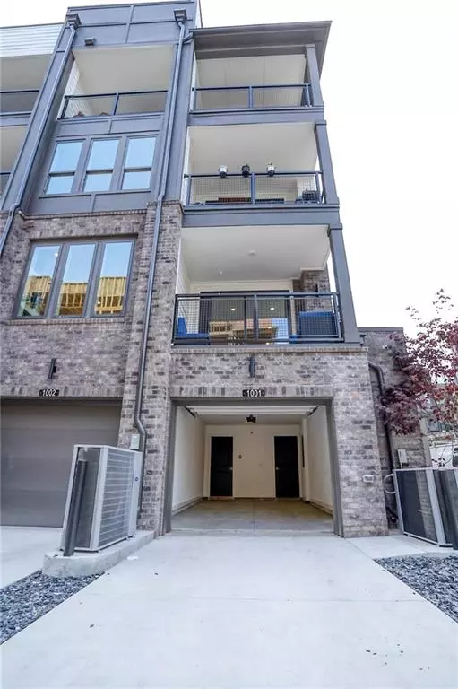 Atlanta, GA 30315,403 Pratt DR #1001