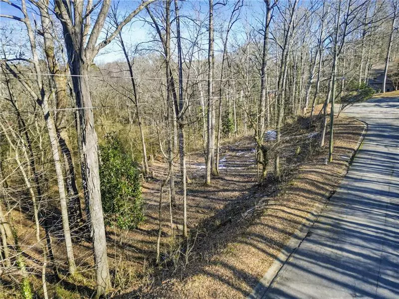 22 Geraldine DR SE, Smyrna, GA 30082