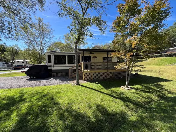 Cleveland, GA 30528,94 Bridge Loop DR