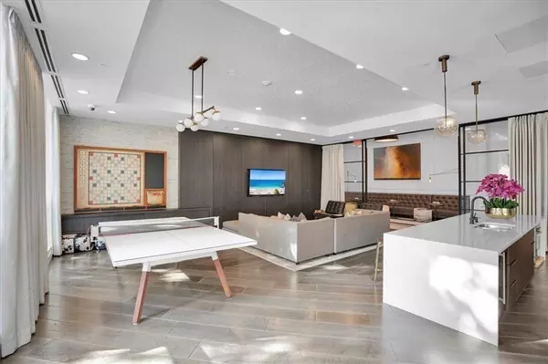 Atlanta, GA 30305,325 E Paces Ferry RD NE #1411