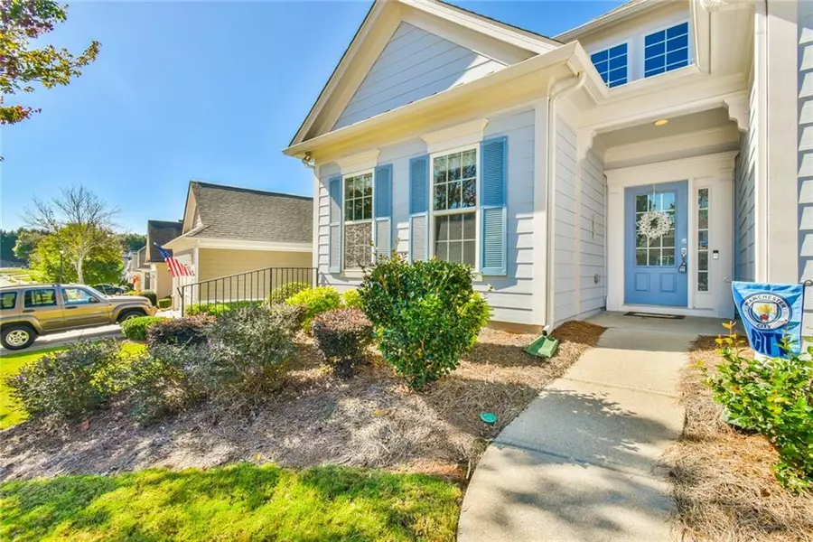 5960 Chimney Rock DR, Hoschton, GA 30548