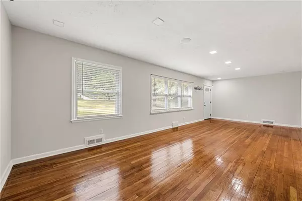 Atlanta, GA 30311,2229 Beecher CIR SW