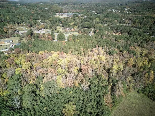 Cartersville, GA 30121,658 Center RD