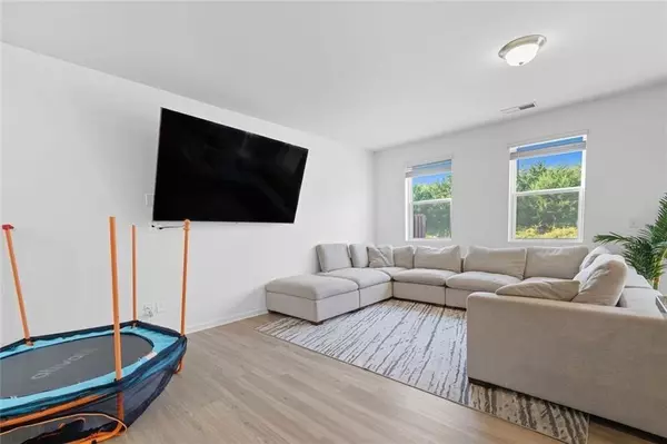 Cumming, GA 30028,5765 Thornton DR