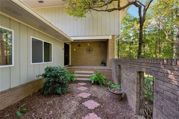 Mableton, GA 30126,221 Shady LN SW