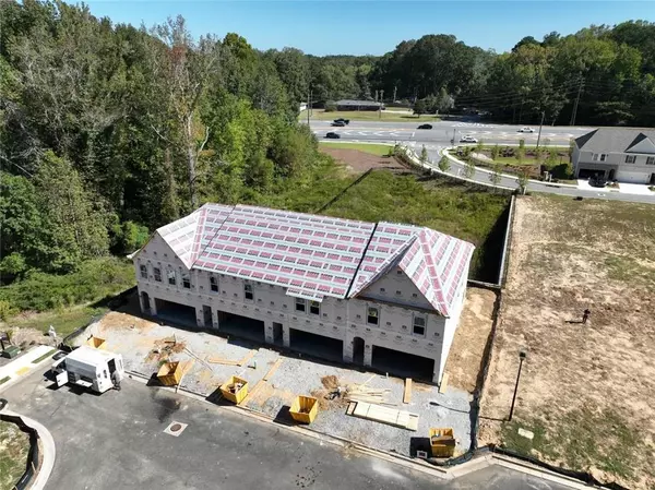 Lawrenceville, GA 30043,664 Sunstone LN